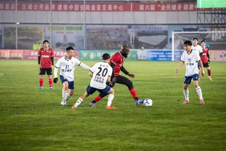 法国乙级联赛：波尔多 VS 梅斯